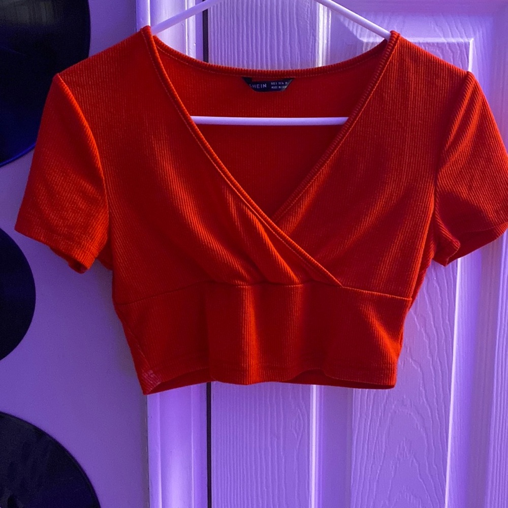 red crop top